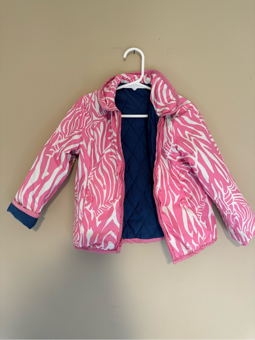 Lilly Pulitzer Navy Quilted Jacket. Reversible. - Picture 4 of 4